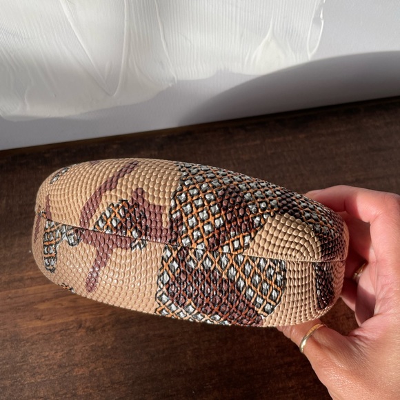 💵3/$20 Snake Print Sunglasses Case Unbranded High Quality - Picture 5 of 5